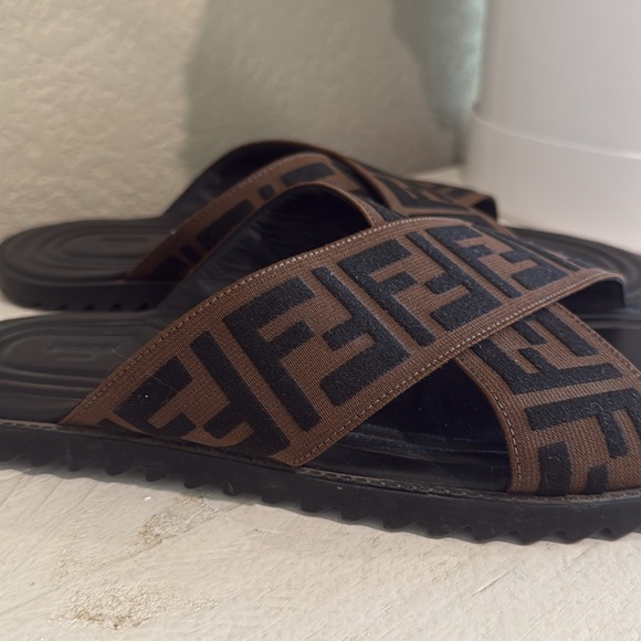Fendi sandals - Picture 3 of 6